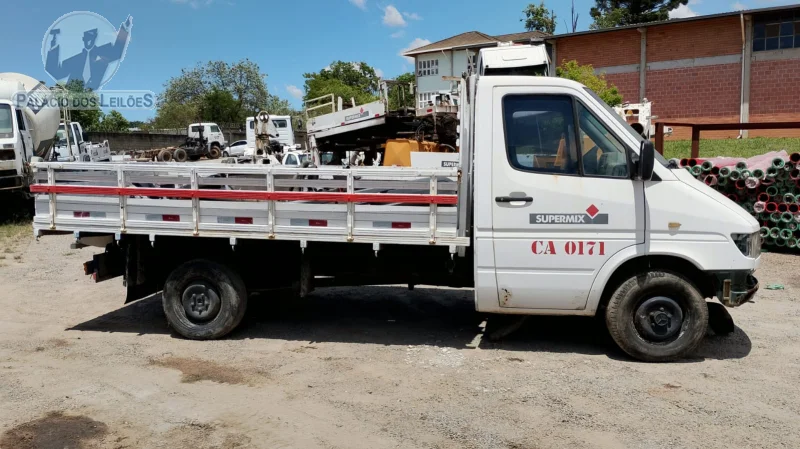 Lote 302 - IMP MBENZ 310D SPRINTERC