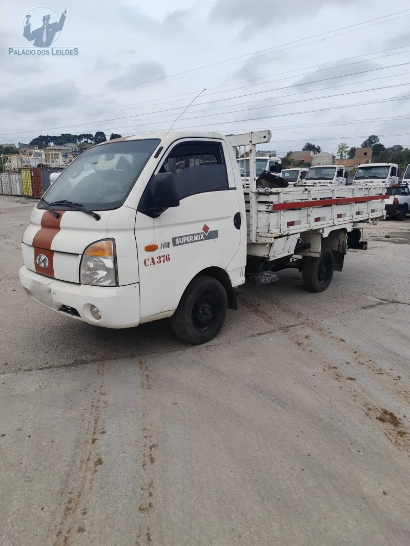 Lote 304 - HYUNDAI HR HDB