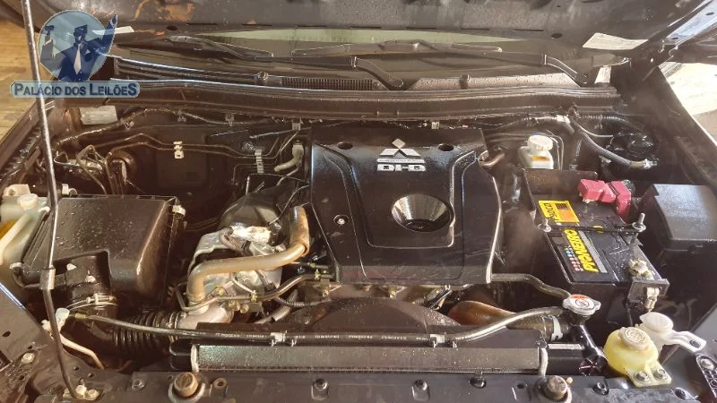 Lote 300 - MMC TRITON SP OUTD GLS A