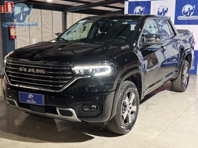 Lote 305 - RAM RAMPAGE LARAMIE DS