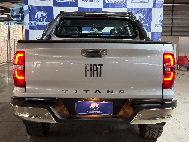 Lote 315 - I FIAT TITANO RANCH
