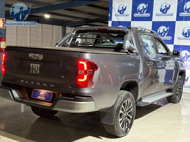 Lote 323 - I FIAT TITANO RANCH