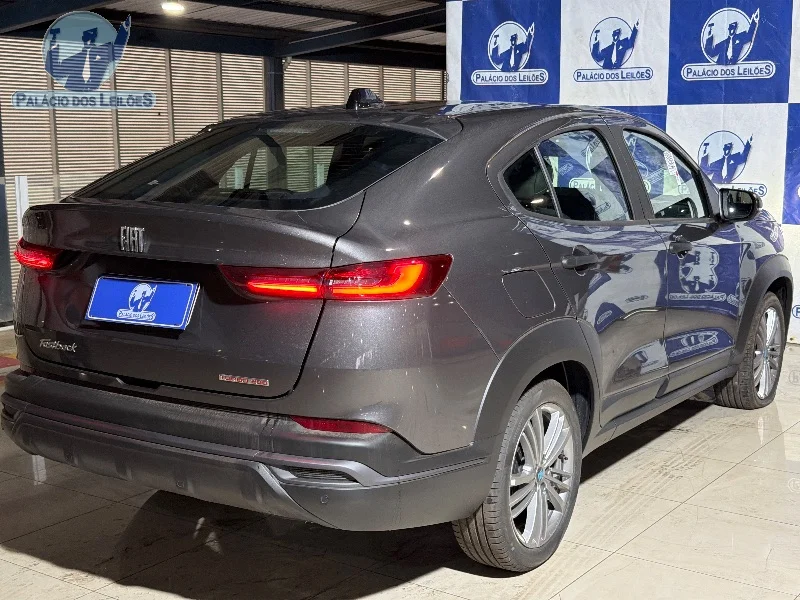 Lote 328 - FIAT FASTBACK TURBO 200