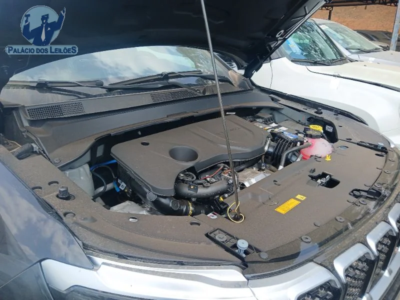 Lote 329 - JEEP COMMANDER OVR T