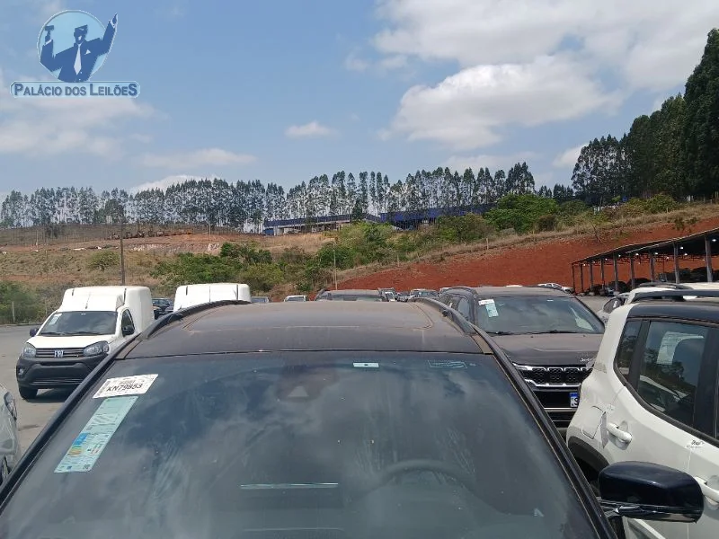 Lote 329 - JEEP COMMANDER OVR T