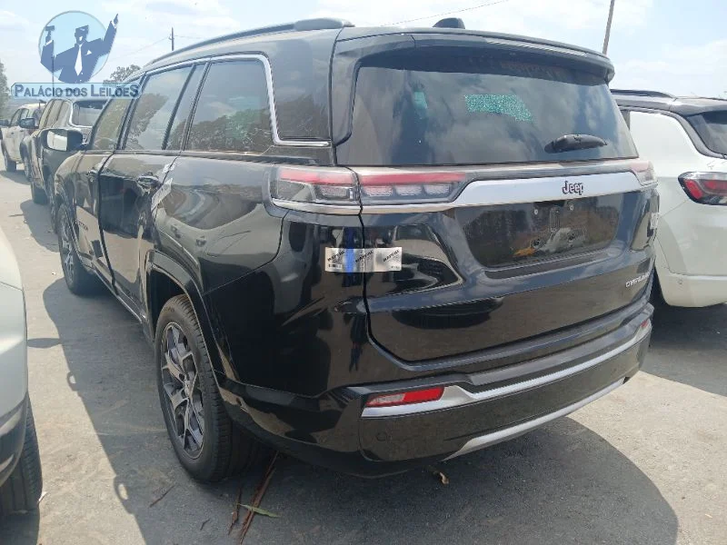 Lote 329 - JEEP COMMANDER OVR T