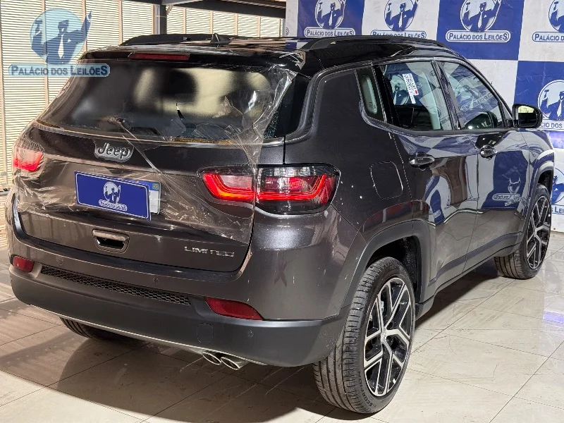 Lote 330 - JEEP COMPASS LIMITED T