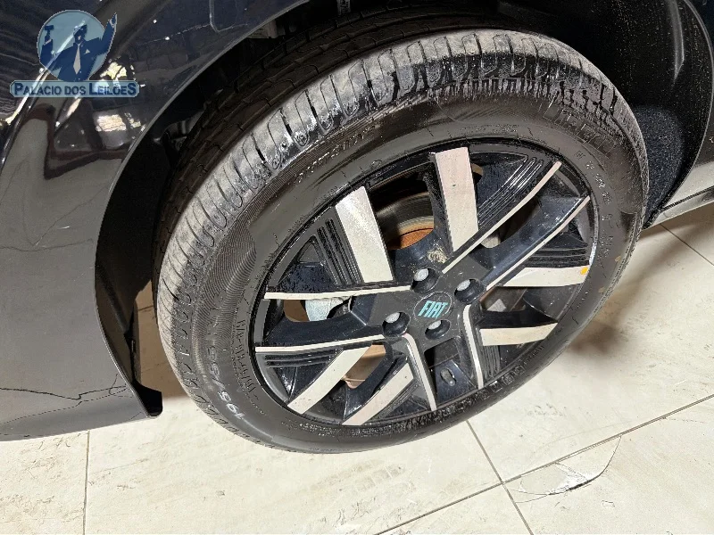 Lote 333 - I FIAT CRONOS PREC 1.3AT