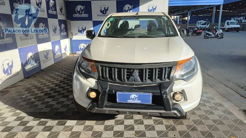 Lote 400 - MMC TRITON SPO OUTDOOR M