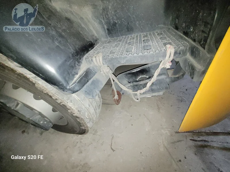 Lote 450 - IVECO TECTOR 240E30SID