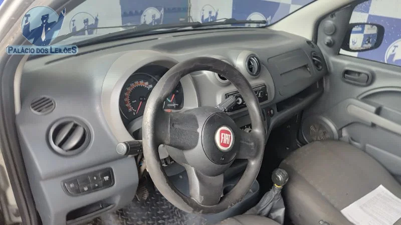 Lote 371 - FIAT UNO VIVACE 1.0