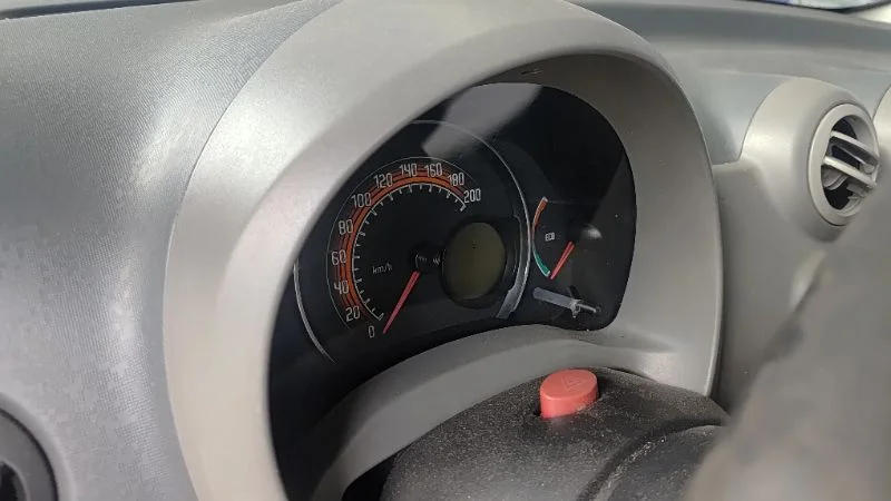 Lote 371 - FIAT UNO VIVACE 1.0