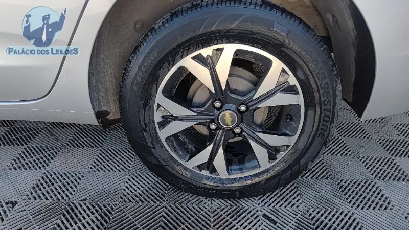 Lote 527 - CHEV ONIX PLUS 10MT LT1