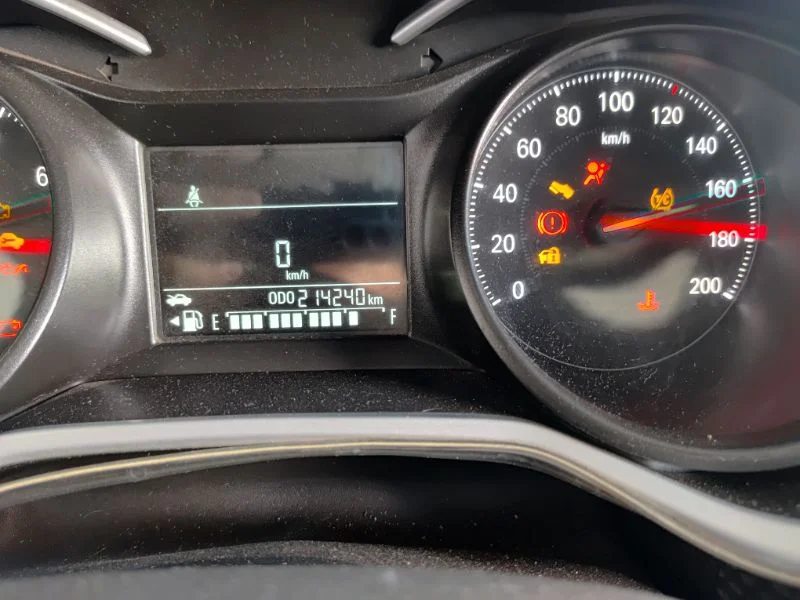 Lote 527 - CHEV ONIX PLUS 10MT LT1