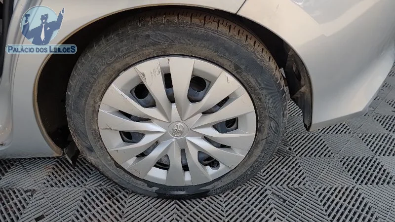 Lote 365 - TOYOTA YARIS HA XL15