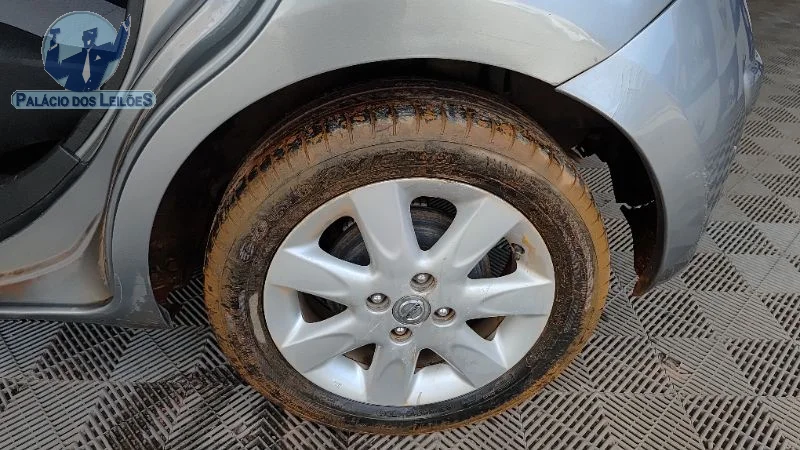 Lote 372 - I NISSAN MARCH 10S FLEX