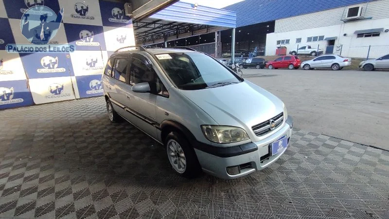 Lote 426 - GM ZAFIRA ELEGANCE
