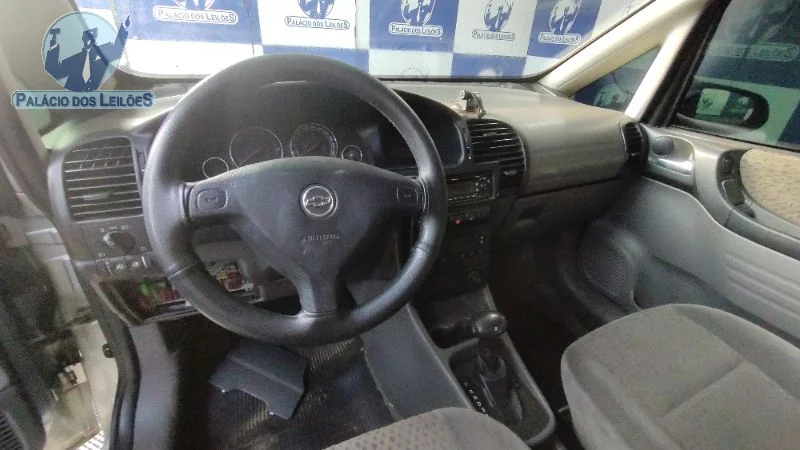 Lote 426 - GM ZAFIRA ELEGANCE