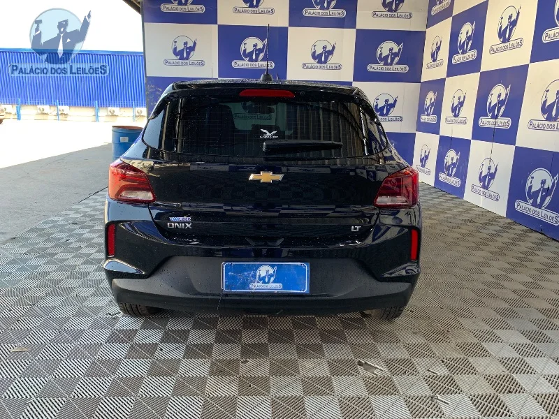 Lote 352 - CHEV ONIX 10MT LT1