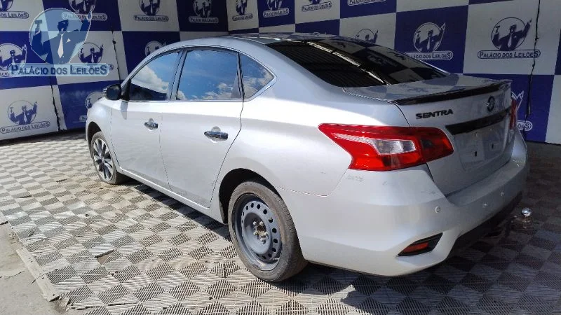Lote 511 - I NISSAN SENTRA 20SL CVT