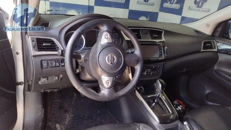 Lote 511 - I NISSAN SENTRA 20SL CVT