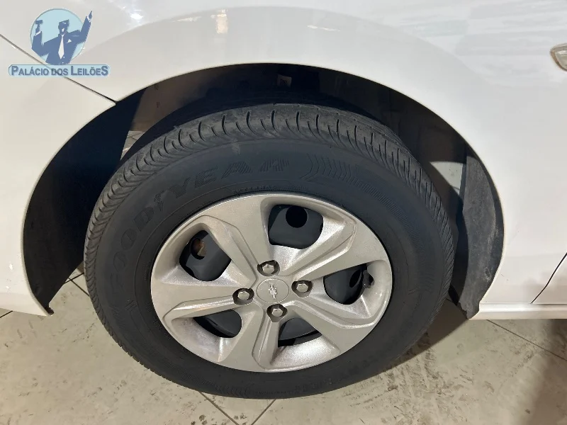 Lote 609 - CHEV ONIX 10MT HB