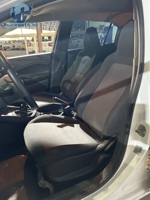 Lote 616 - CHEV ONIX 10MT HB