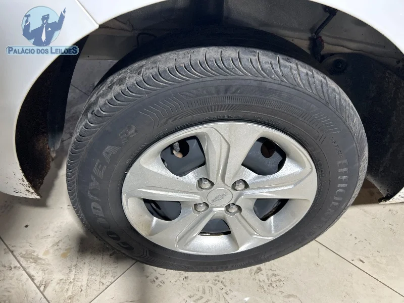 Lote 616 - CHEV ONIX 10MT HB