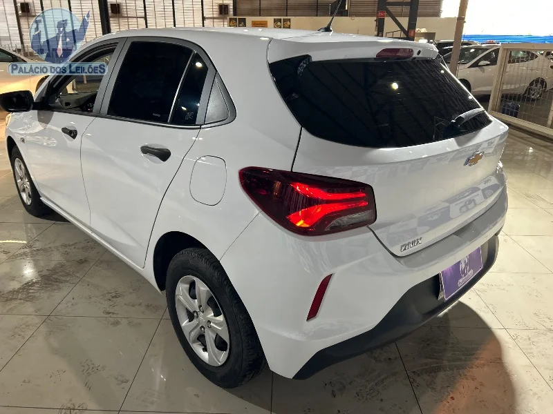 Lote 616 - CHEV ONIX 10MT HB