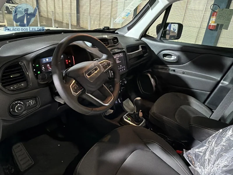 Lote 722 - JEEP RENEGADE SAHARA