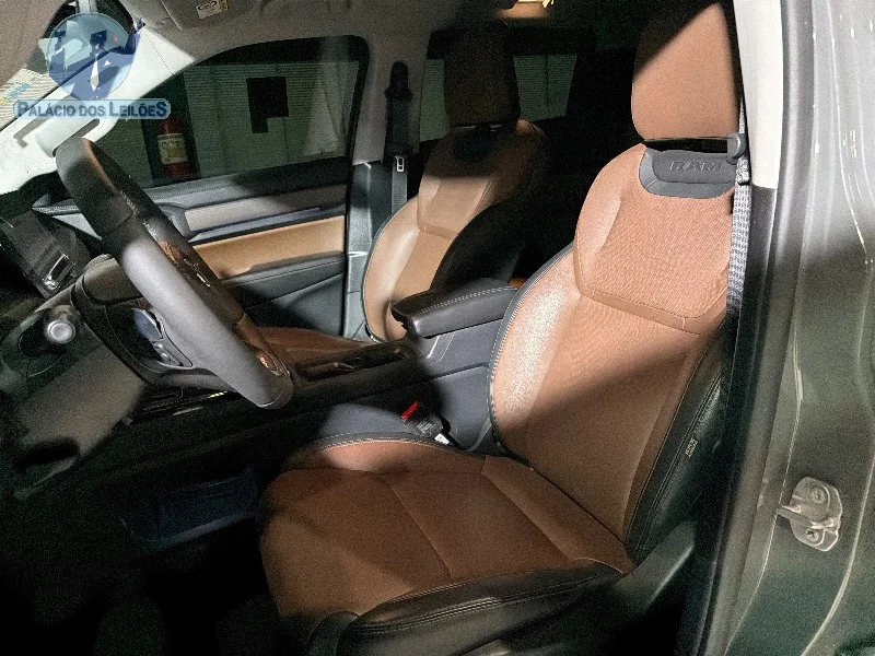 Lote 725 - RAM RAMPAGE LARAMIE DS