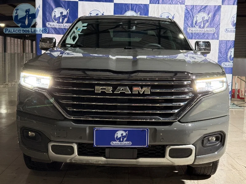 Lote 725 - RAM RAMPAGE LARAMIE DS