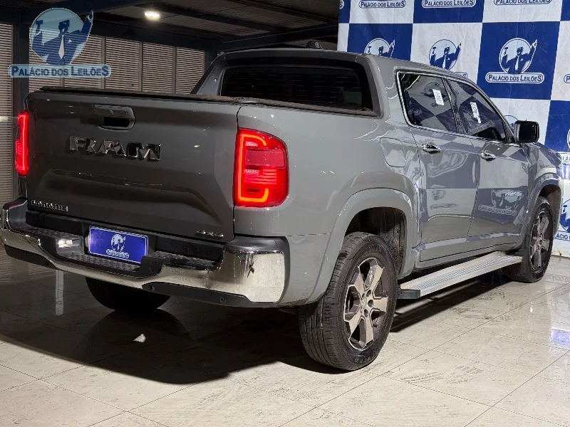 Lote 725 - RAM RAMPAGE LARAMIE DS