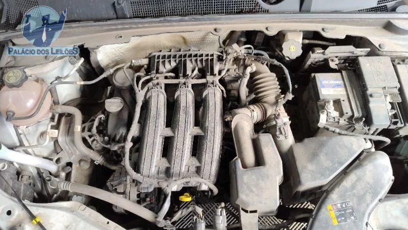 Lote 743 - CHEV ONIX PLUS 10MT LT2