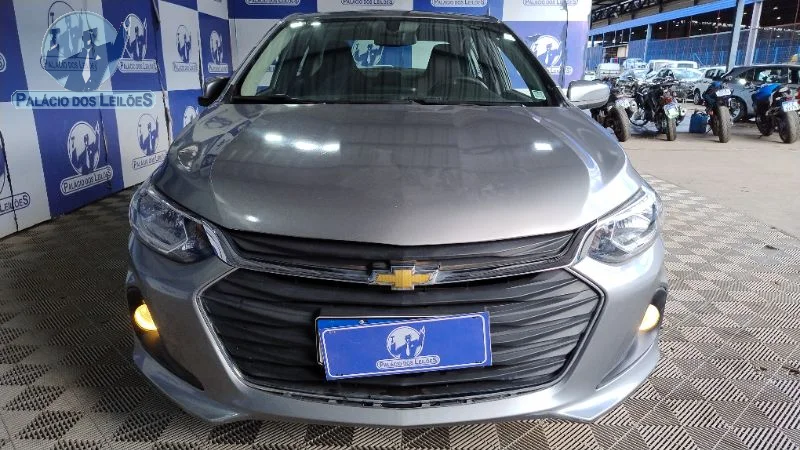 Lote 743 - CHEV ONIX PLUS 10MT LT2