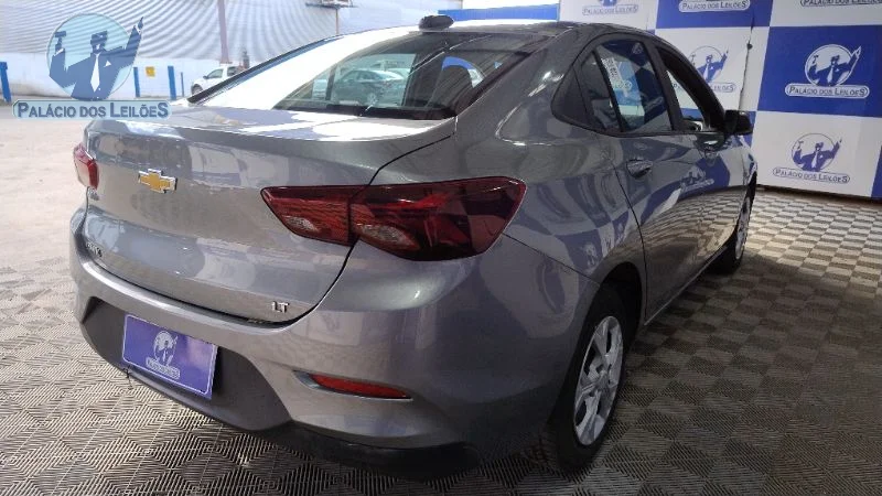 Lote 743 - CHEV ONIX PLUS 10MT LT2