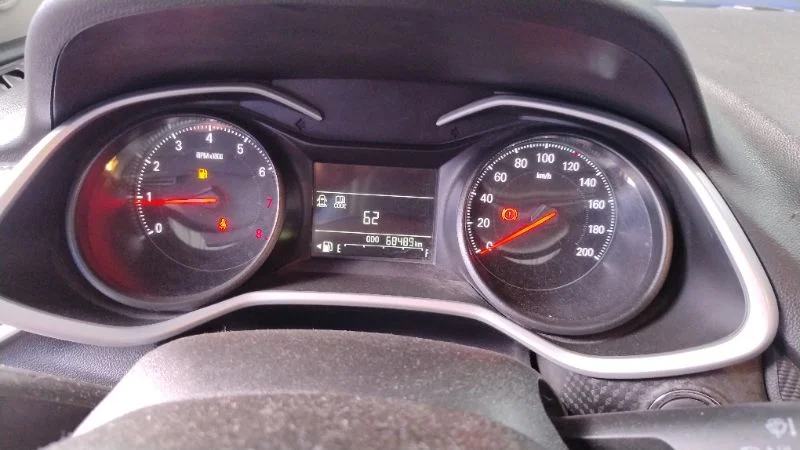 Lote 743 - CHEV ONIX PLUS 10MT LT2