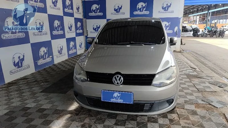 Lote 374 - VW FOX 1.6 GII