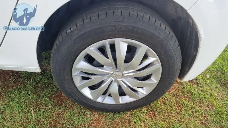 Lote 744 - I PEUGEOT 208 LIKE MT