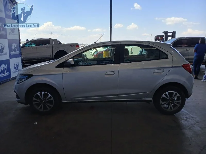 Lote 303 - CHEVROLET ONIX 1.4AT LTZ