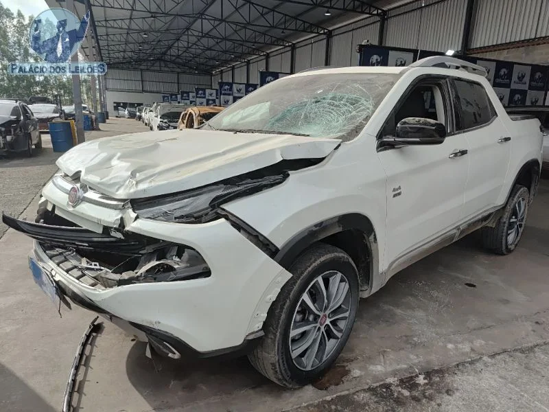 Lote 350 - FIAT TORO VOLCANO AT9 D4