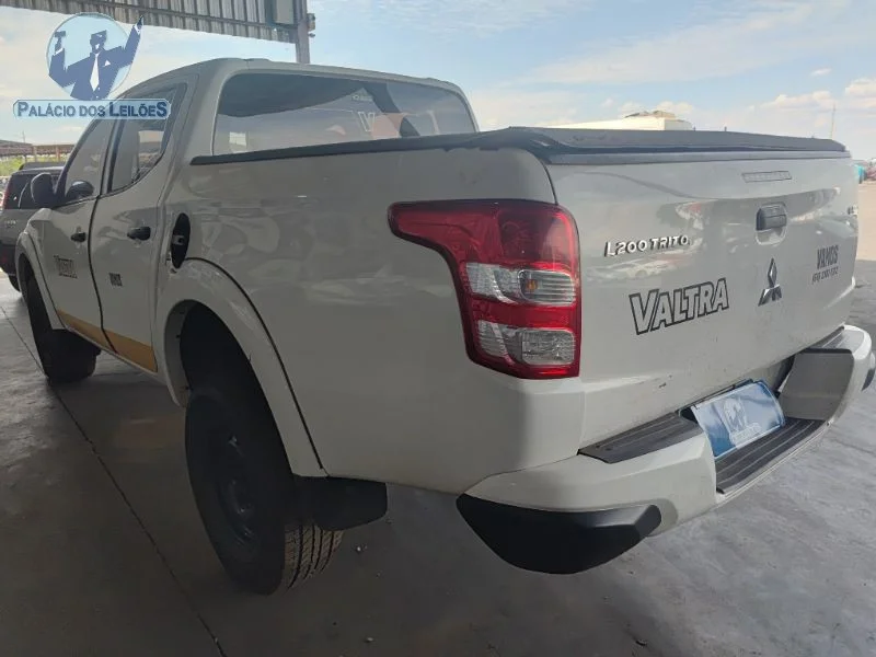 Lote 456 - MMC L200 TRITON SPO GL