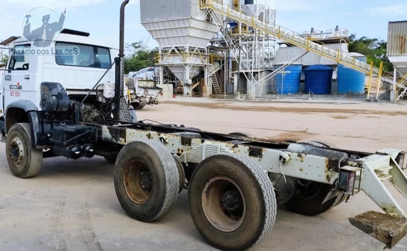 Lote 305 - VW 26.260 E