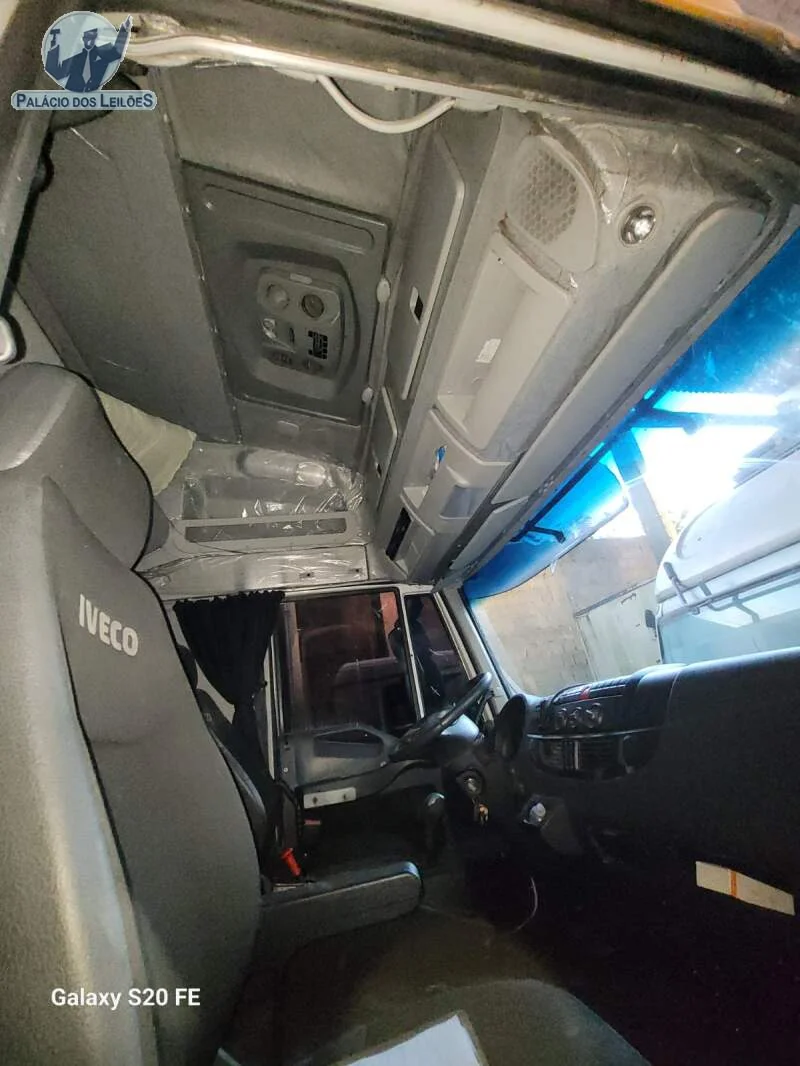 Lote 544 - IVECO TECTOR 240E30SID