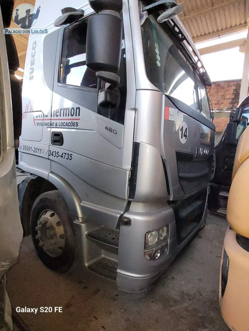 Lote 547 - IVECO STRALIS 800S48TZ