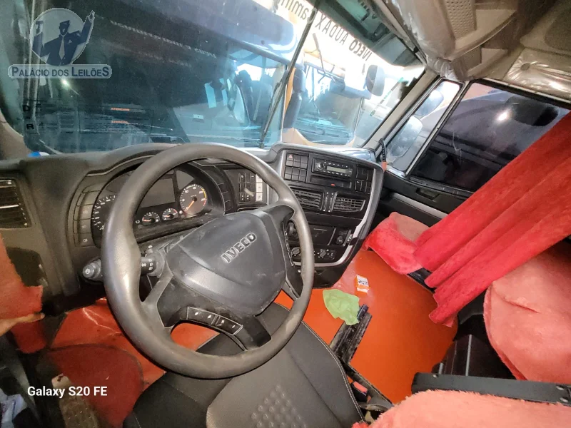 Lote 547 - IVECO STRALIS 800S48TZ