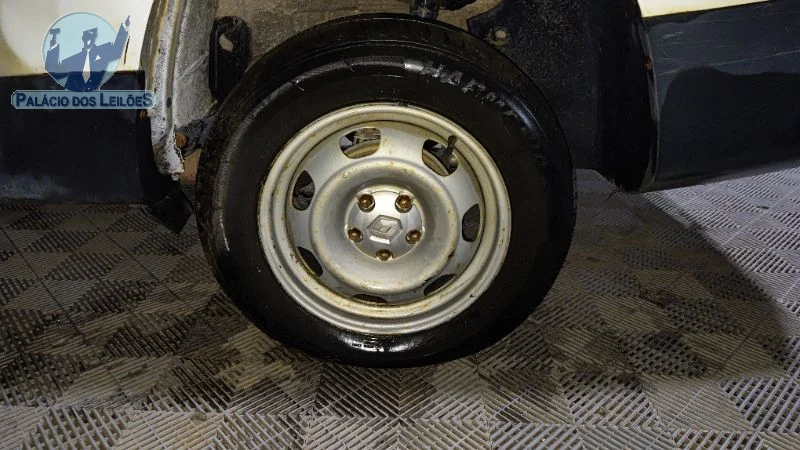 Lote 408 - RENAULT OROCH PRO 16